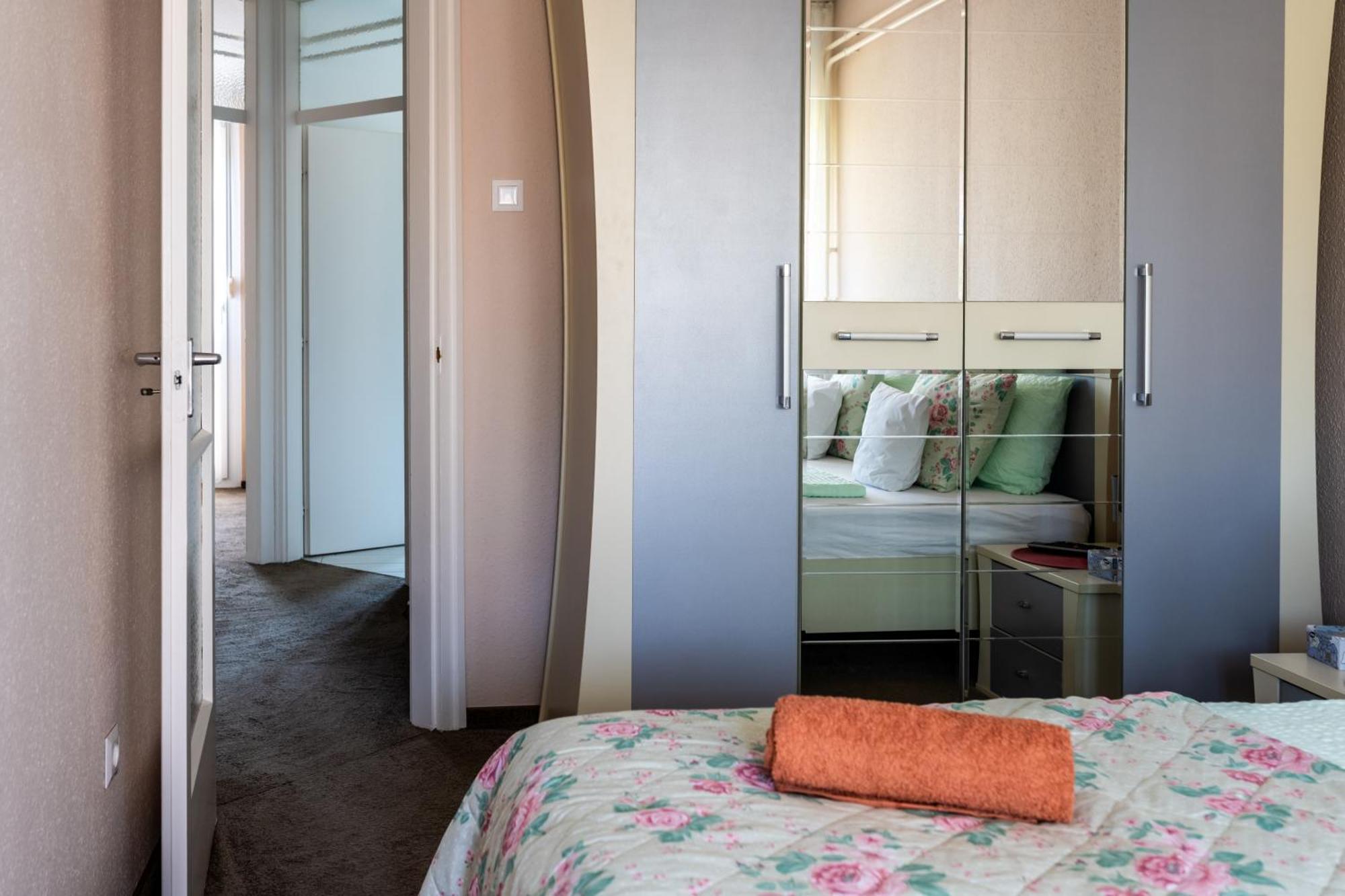 Flower Apartment Heviz Bagian luar foto